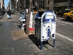 R2-D2 Mailbox, New York, NY