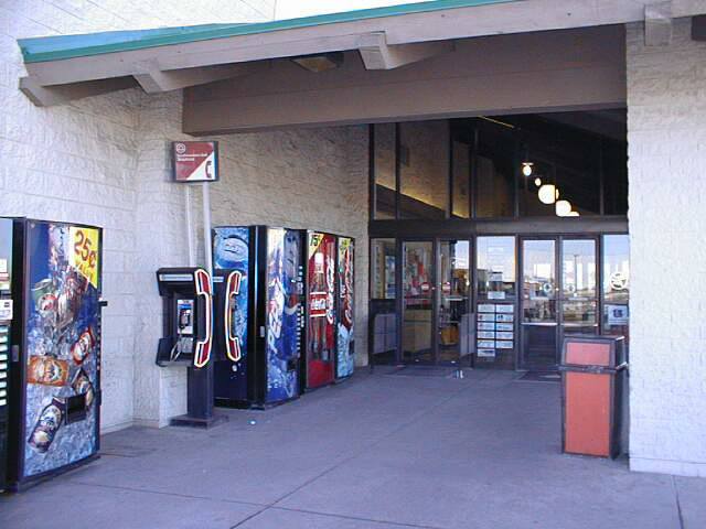 Dillon's Grocery Store, Great Bend, KS - 46k