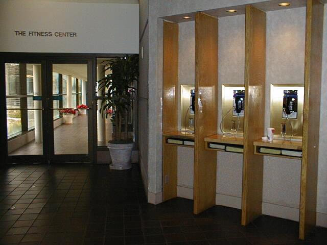 Doubletree Hotel, Overland, KS - 42k