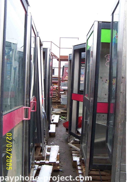 payphone_graveyard_3.jpg