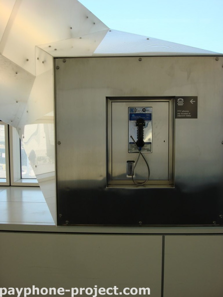 pelican_payphone_005.jpg
