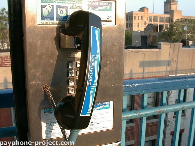 36th avenue subway payphone