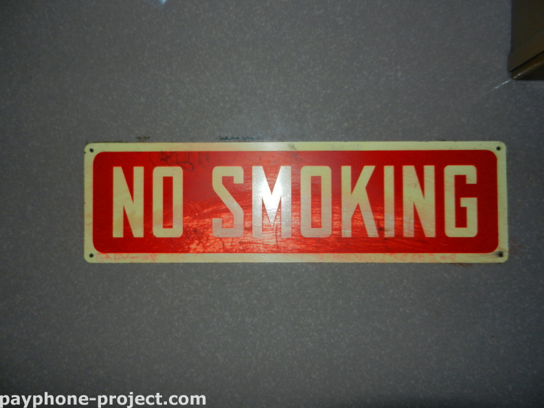 NO SMOKING