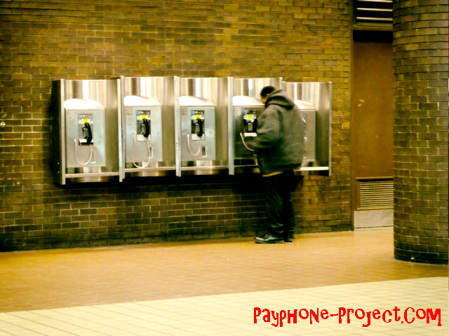 The Forgotten World of the Payphone Hustler