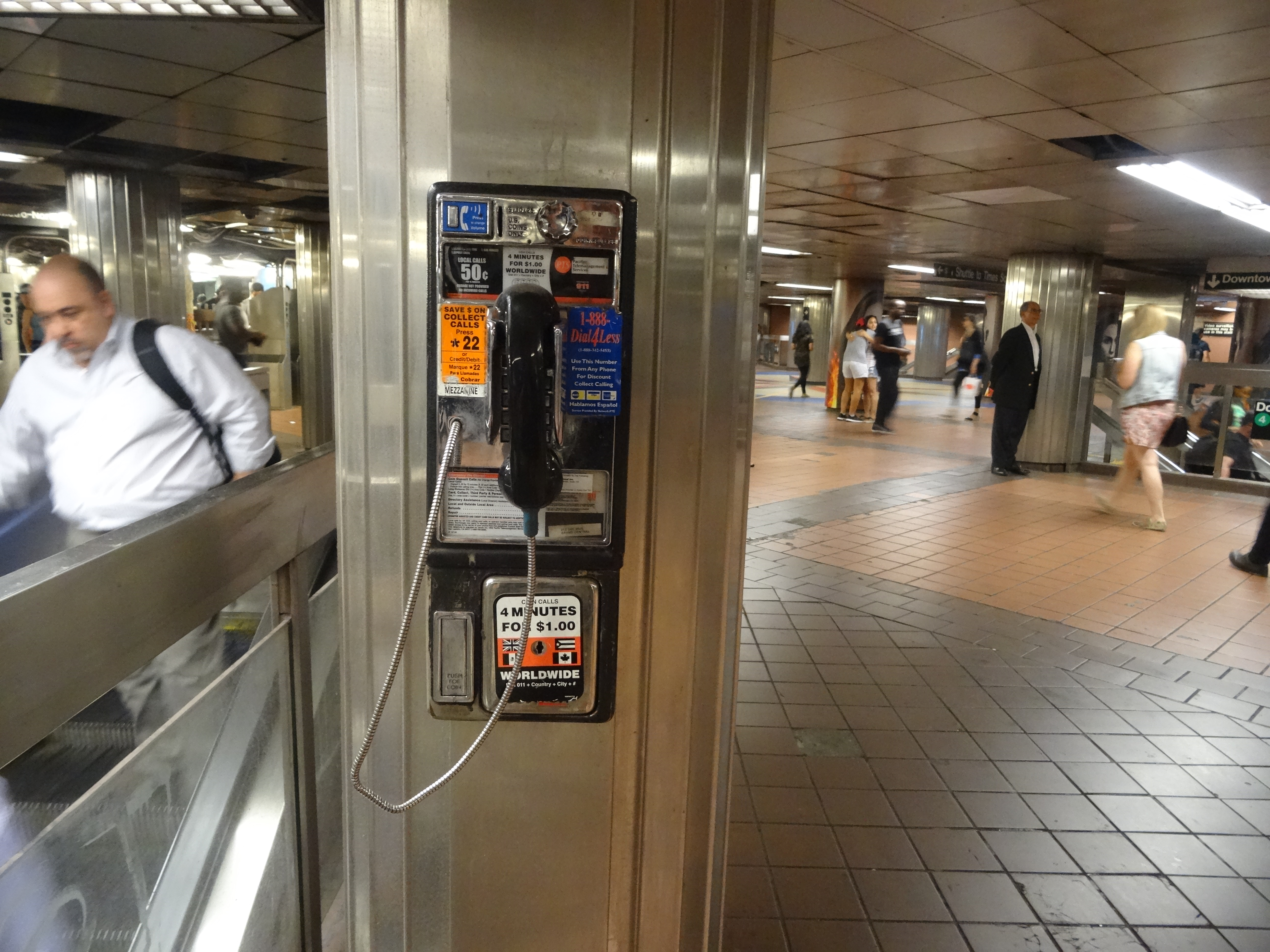 Grand Central Subway Station – No Working Payphones