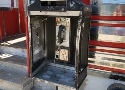 Four Star Diner in Union City: Abandoned Verizon Payphone